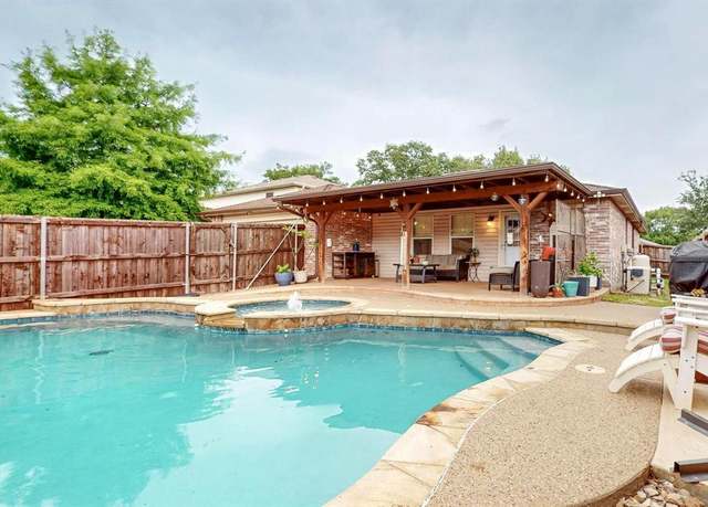Property at 1211 Leeward Ln, Wylie, TX 75098, 4 beds, 2 baths