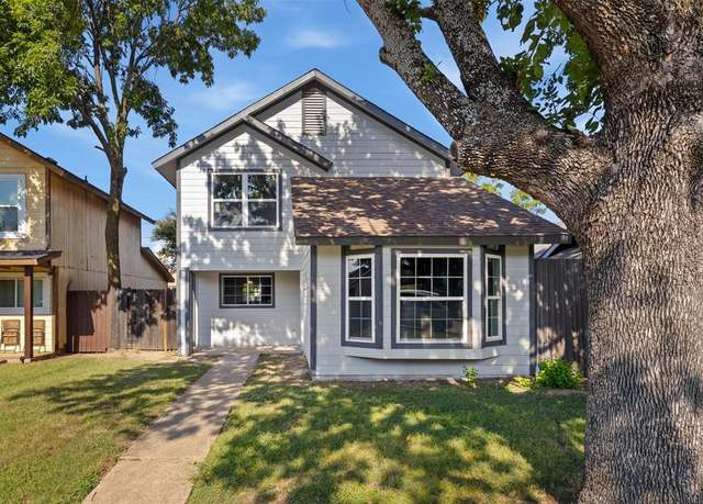 Property at 2115 Chatham Sq, Dallas, TX 75227, 3 beds, 2 baths