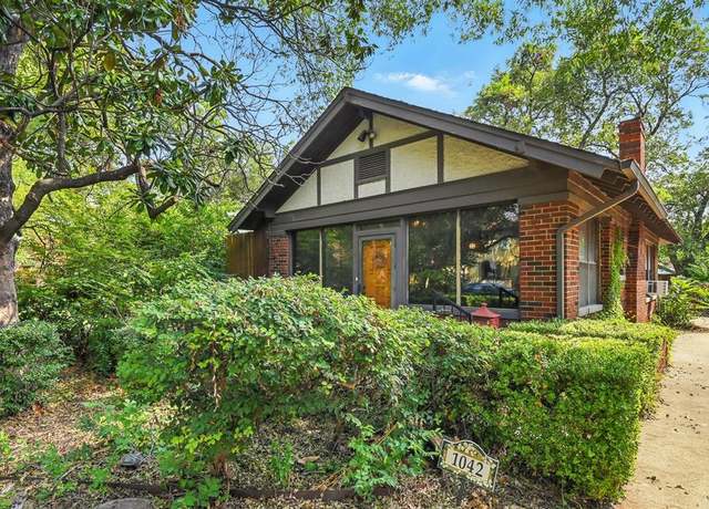 Property at 1042 N Clinton Ave, Dallas, TX 75208, 3 beds, 2 baths