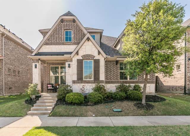 Property at 2061 Miramar Dr, Little Elm, TX 75068, 3 beds, 2.5 baths