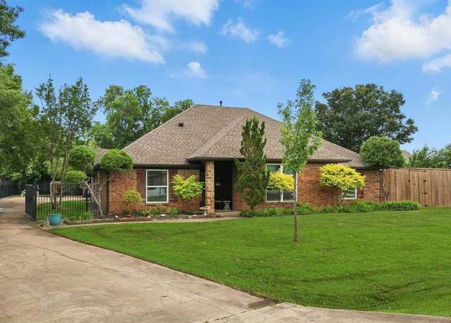 Property at 7906 Pennridge Cir, Rowlett, TX 75088, 3 beds, 2.5 baths