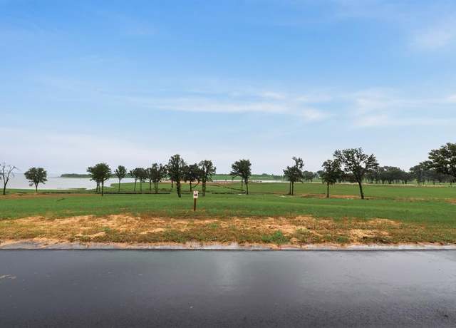 Property at 380 Harborside Ter, Windom, TX 75492