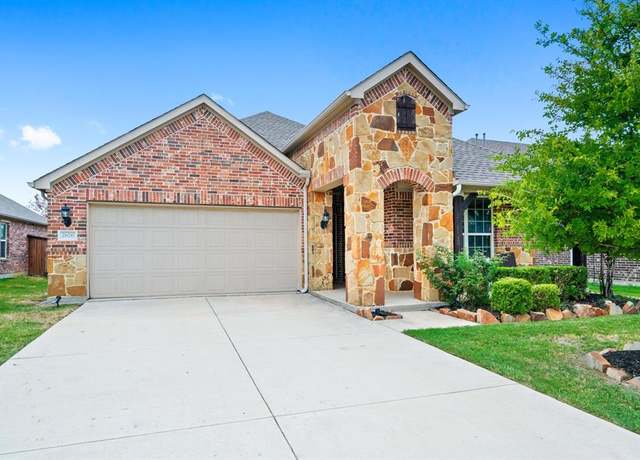 Property at 2676 Yacht Club Dr, Lewisville, TX 75056, 3 beds, 2 baths