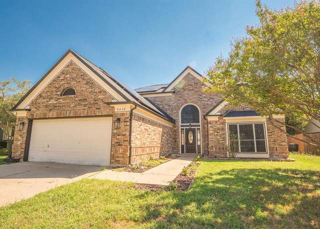 Property at 4454 Cabot Dr, Grand Prairie, TX 75052, 5 beds, 2.5 baths