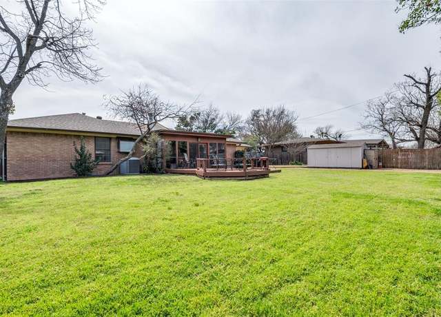 Property at 3271 Kinkaid Dr, Dallas, TX 75220, 2 beds, 2 baths