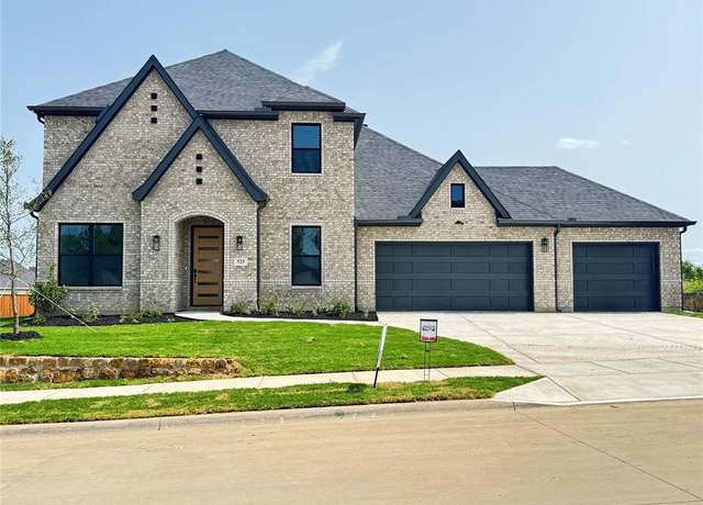 Property at 525 Windchase Dr, Haslet, TX 76052, 4 beds, 3 baths