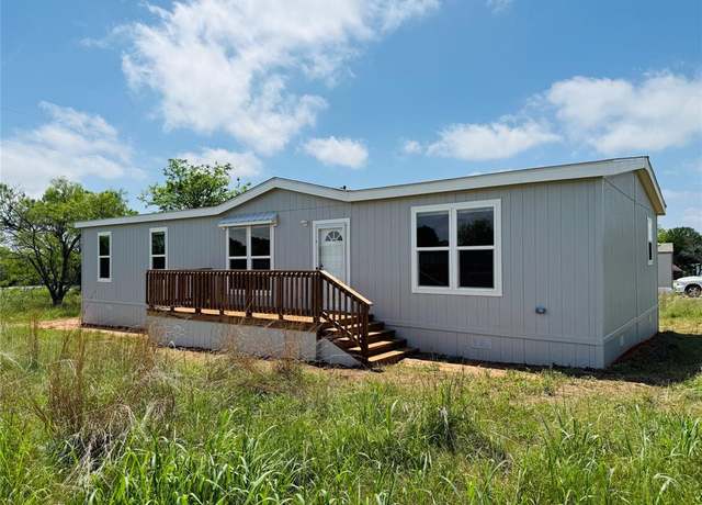 Property at 3803 Washington Trl, Granbury, TX 76048, 4 beds, 2 baths