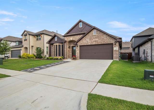 Property at 1248 Starlight Ave, Aubrey, TX 76227, 4 beds, 3 baths