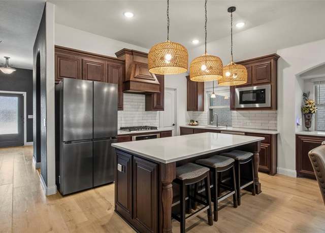 Property at 1248 Starlight Ave, Aubrey, TX 76227, 4 beds, 3 baths