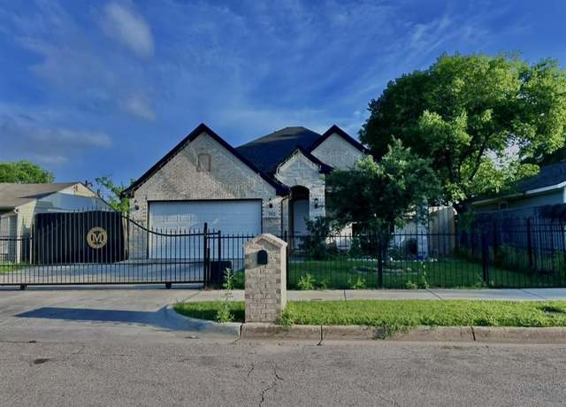Property at 2512 Highcrest Ave, Fort Worth, TX 76111, 4 beds, 2.5 baths