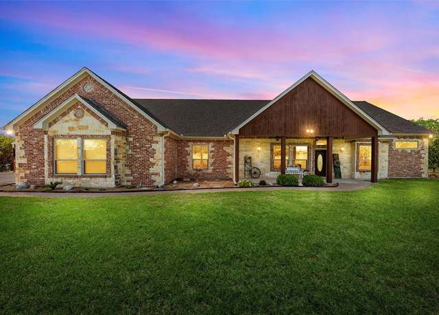 Property at 1527 Old Ranch Rd, China Spring, TX 76633, 4 beds, 3.5 baths
