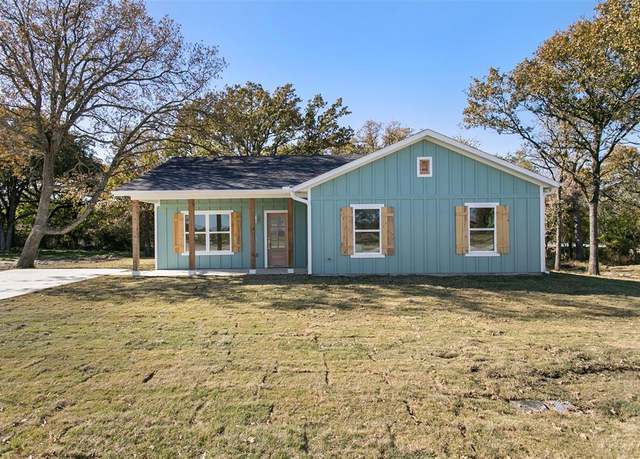 Property at 421 Caro Dr, West Tawakoni, TX 75474, 3 beds, 2 baths