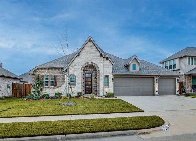 Property at 3108 Midnight Moon Dr, Mesquite, TX 75181, 4 beds, 3 baths
