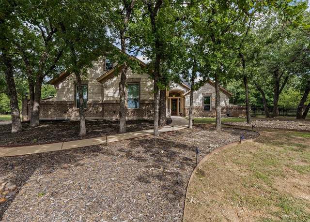 Property at 117 Birdie Dr, Lipan, TX 76462, 3 beds, 2 baths