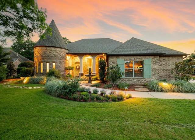 Property at 3914 Felps Dr, Colleyville, TX 76034, 4 beds, 3.5 baths