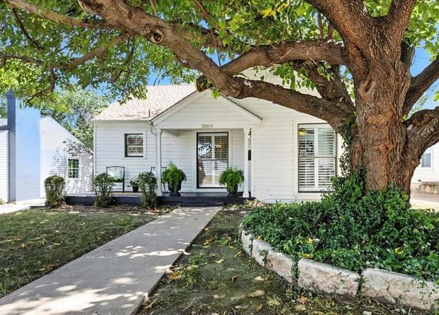 Property at 3809 Linden Ave, Fort Worth, TX 76107, 2 beds, 2 baths