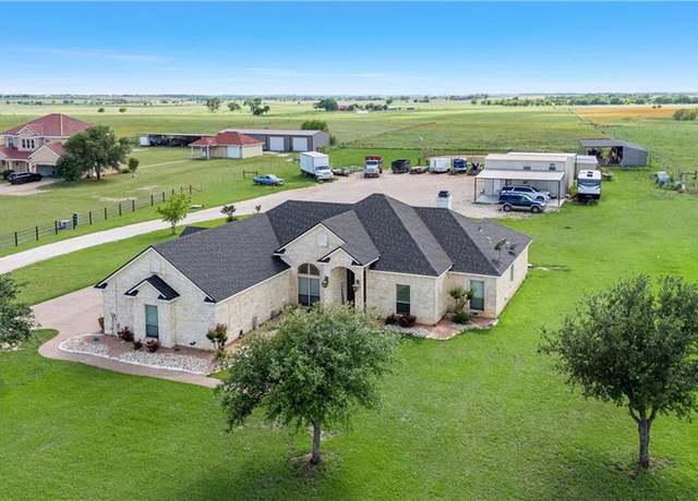 Property at 3243 N Lone Star Pkwy, Mcgregor, TX 76657, 3 beds, 2.5 baths