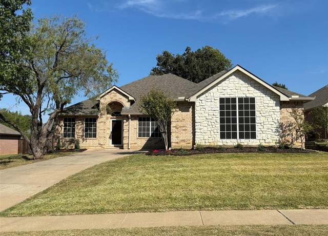 Property at 1413 Val Verde Ct, Denton, TX 76210, 4 beds, 2 baths