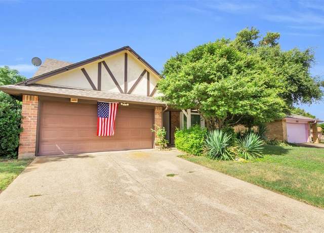 Property at 3909 Wendover Dr, Fort Worth, TX 76133, 3 beds, 2.5 baths