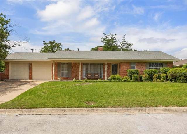 Property at 3532 Wren Ave, Fort Worth, TX 76133, 3 beds, 2 baths