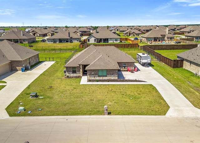 Property at 2010 Creekview Ln, Josephine, TX 75173, 4 beds, 2 baths