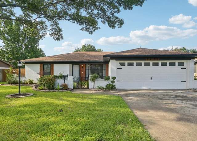 Property at 8432 Glenann Dr, North Richland Hills, TX 76182, 3 beds, 2 baths