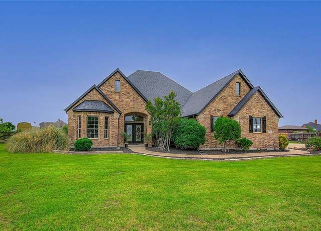 Property at 11041 Helms Trl, Forney, TX 75126, 4 beds, 4 baths