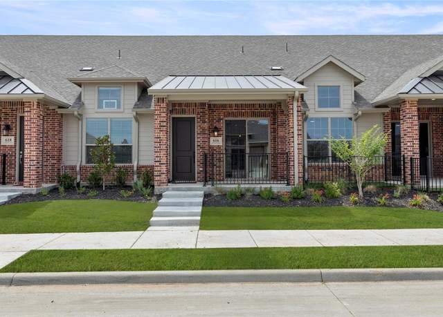 Property at 648 Oakridge Xing, Wylie, TX 75098, 3 beds, 2.5 baths