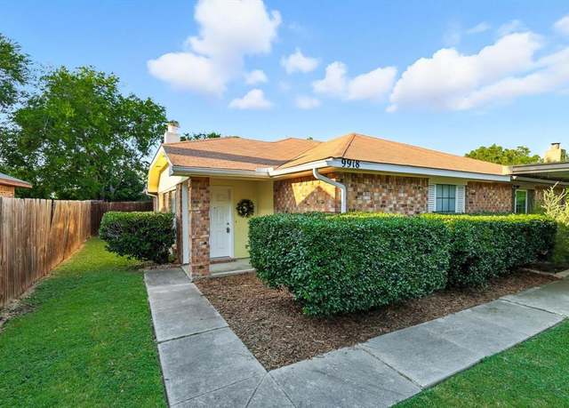 Property at 9918 Plainfield Dr, Fort Worth, TX 76108, 2 beds, 2 baths