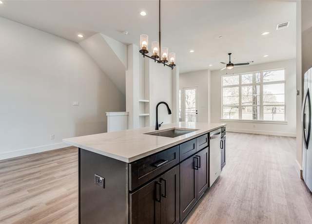 Property at 13325 Bee St #304, Farmers Branch, TX 75234, 3 beds, 3.5 baths