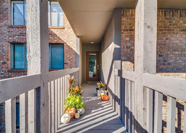 Property at 1028 Signal Ridge Pl, Rockwall, TX 75032, 3 beds, 2 baths