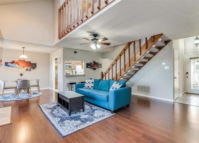 Property at 1028 Signal Ridge Pl, Rockwall, TX 75032, 3 beds, 2 baths