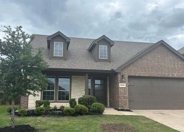 Property at 2975 Black Hills Blvd, Heath, TX 75126, 4 beds, 2 baths