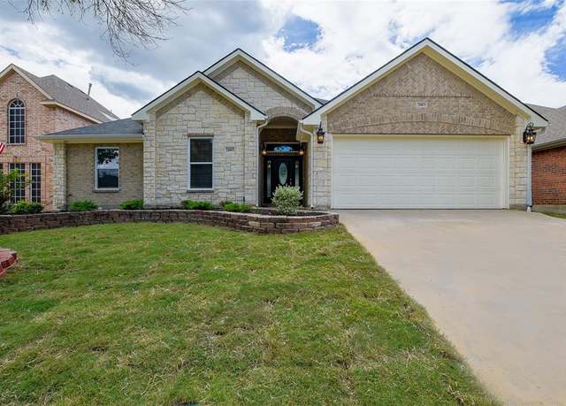 Property at 2003 Merritt Way, Arlington, TX 76018, 4 beds, 2 baths