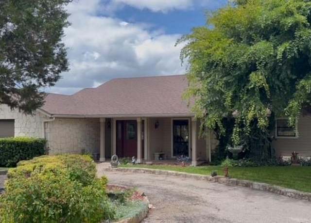 Property at 300 Summit Ridge Rd, Burnet, TX 78611, 3 beds, 2.5 baths