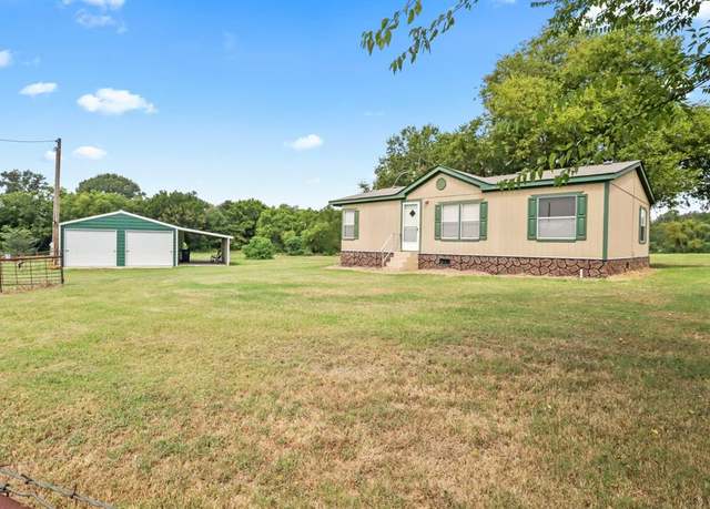 Property at 4990 Fm 17, Grand Saline, TX 75140, 3 beds, 2 baths