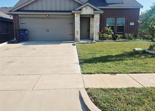 Property at 1815 Crimson Ave, Farmersville, TX 75442, 4 beds, 2.5 baths