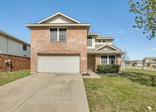 Property at 404 Oxford Dr, Wylie, TX 75098, 4 beds, 3 baths