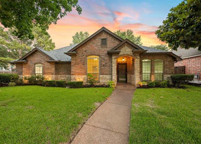 Property at 7832 Heatherbrook Ct, North Richland Hills, TX 76182, 4 beds, 3 baths