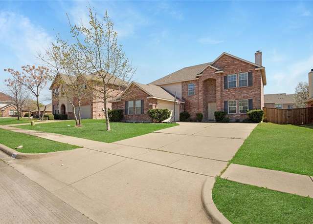 Property at 302 Mesa Verde Way, Wylie, TX 75098, 5 beds, 2.5 baths