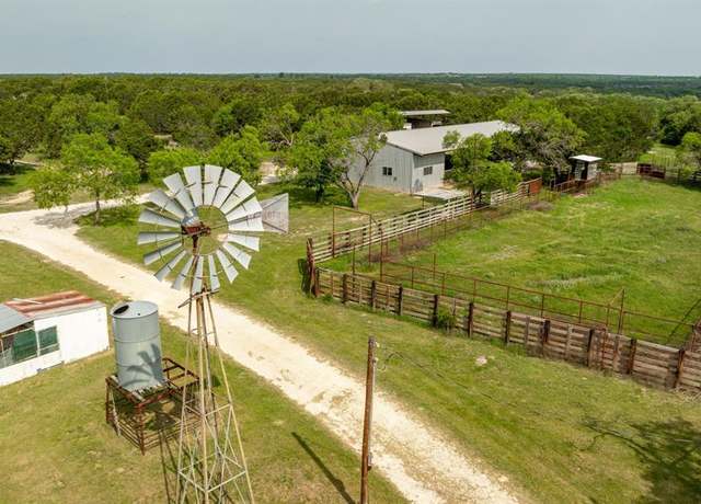 Property at 5905 N US Highway 281, Hamilton, TX 76531, 4 beds, 4 baths