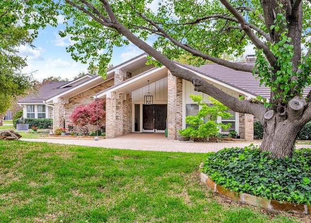 Property at 6624 Glenhurst Dr, Dallas, TX 75254, 6 beds, 4.5 baths