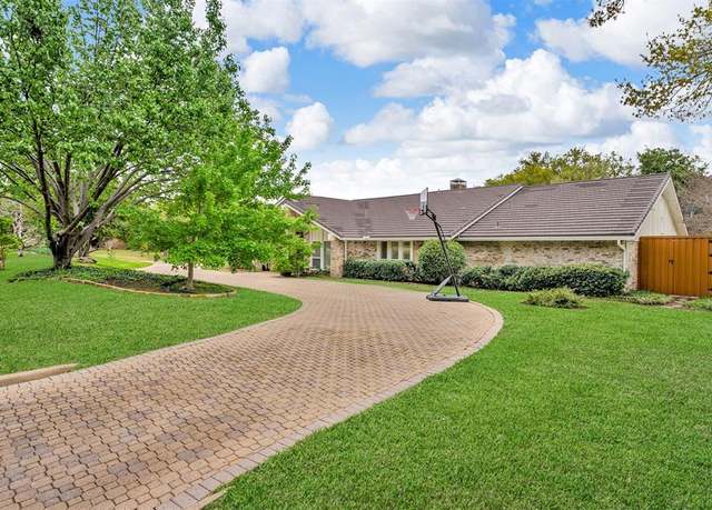 Property at 6624 Glenhurst Dr, Dallas, TX 75254, 6 beds, 4.5 baths