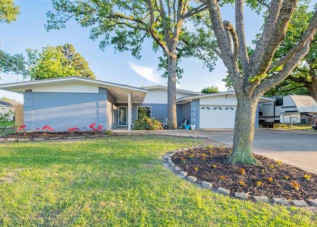 Property at 138 Hideaway Ln E, Hideaway, TX 75771, 3 beds, 3 baths