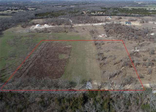 Property at 2023 Joe Davis Rd, Whitewright, TX 75491
