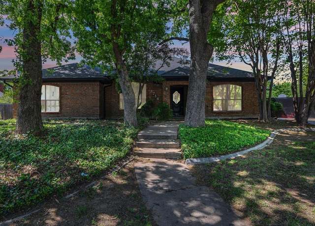 Property at 3714 Danbury Dr, Arlington, TX 76016, 4 beds, 2.5 baths