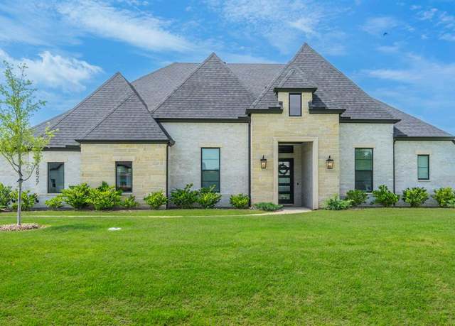 Property at 2827 Palomar Rd, Celina, TX 75009, 4 beds, 3.5 baths