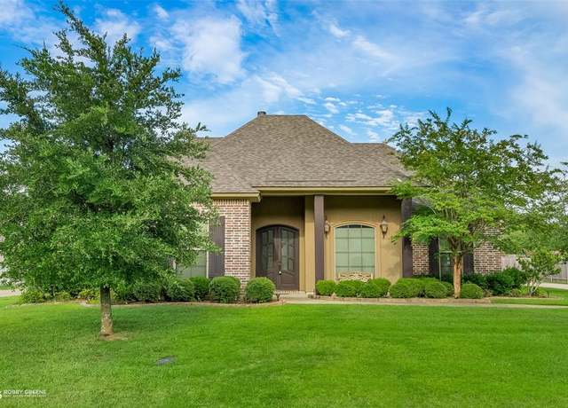 Property at 1928 Highpoint Pl, Haughton, LA 71037, 5 beds, 3 baths