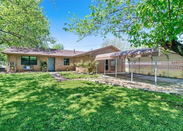 Property at 832 Cherry St, Wolfe City, TX 75496, 3 beds, 2 baths