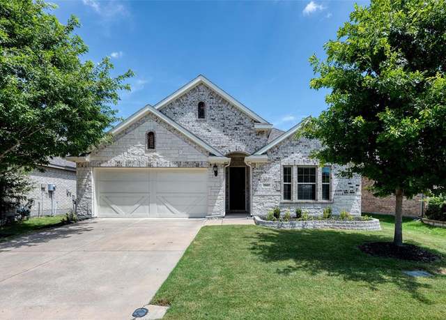 Property at 2807 Mesquite Ave, Melissa, TX 75454, 3 beds, 2 baths